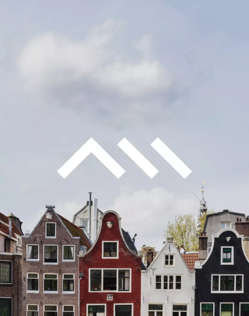 Immo logo and picture of houses