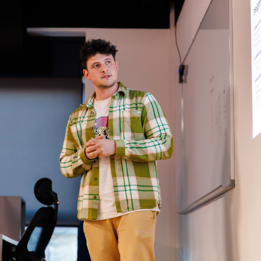 Filip Justić holding a lecture at Algebra University College in Zagreb